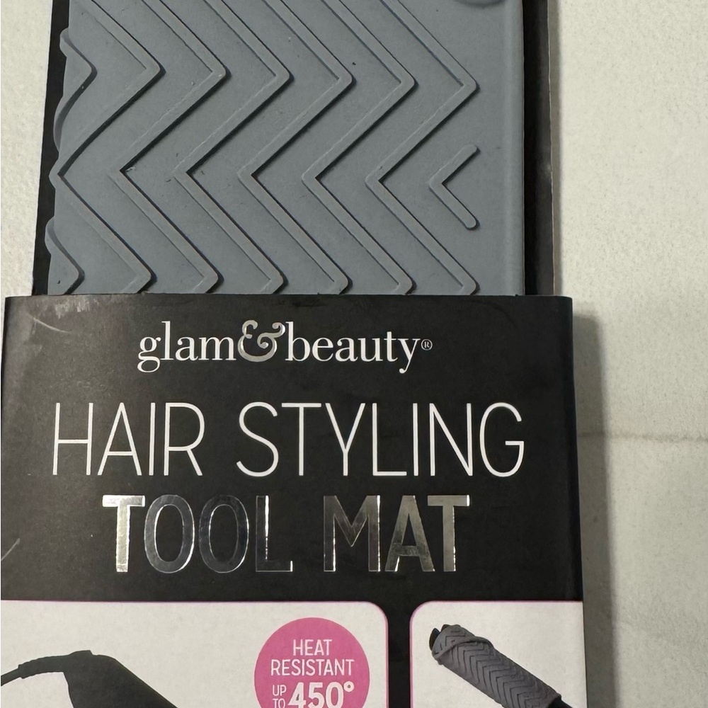 Gray Hair Styling Tool Mat